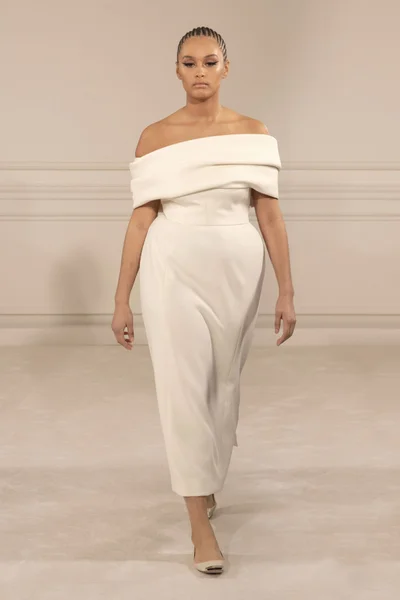 Look 9